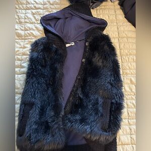 Furry women’s vest